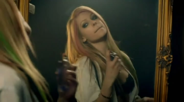 Avril Lavigne - What The Hell (2011)