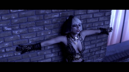 Новый клип Lady Gaga - The Edge Of Glory (2011)