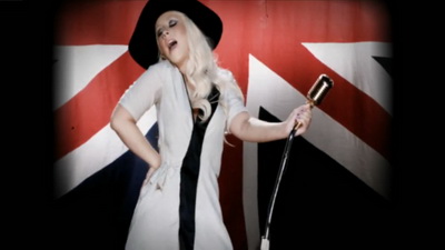 Клип Maroon 5 и Christina Aguilera - Moves Like Jagger (2011)